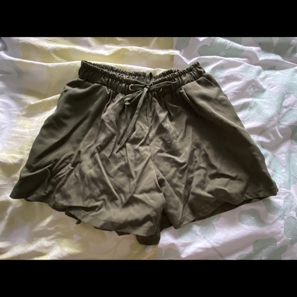 Small Green/Army Green Summer Shorts - Picture 1 of 2